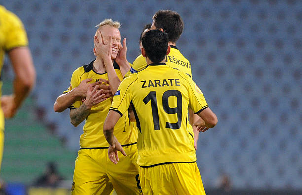 弱点并加以 弱点并加以